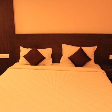 Temple Stays - Friendliness & Cleanliness Room Kumbakonam Bagian luar foto